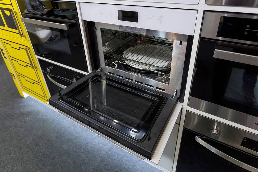 Шкаф духовой электрический с функцией СВЧ Maunfeld, MCMO.44.9GW