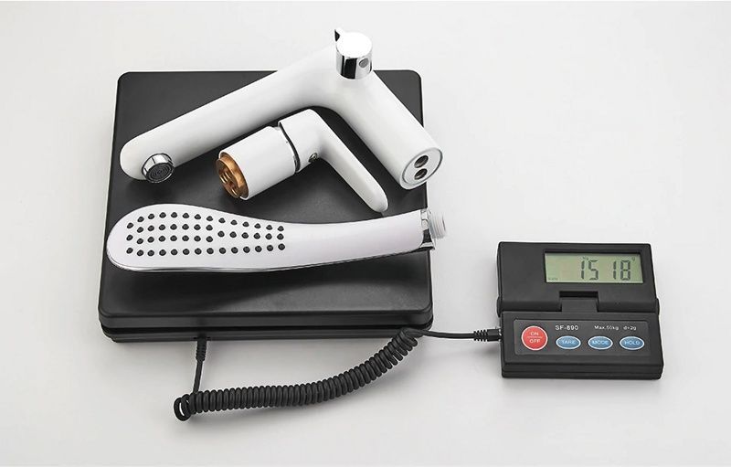 Смеситель врезной в борт ванны белый/хром Ledeme L1153W