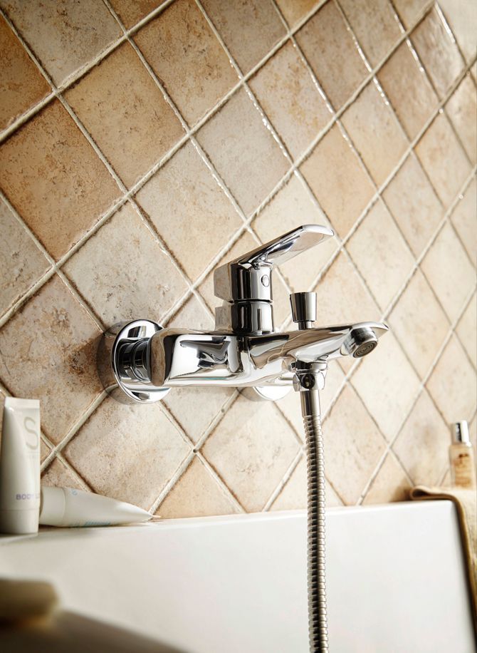 Смеситель для ванны Bravat Real F6121179CP-01